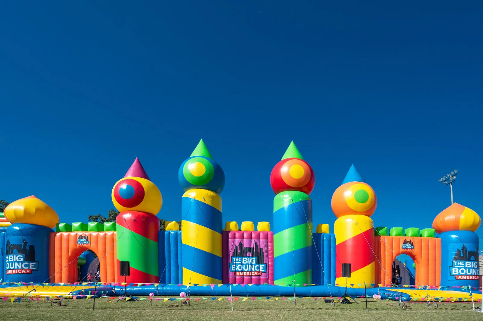 The Big Bounce America The World's Biggest Bounce House!